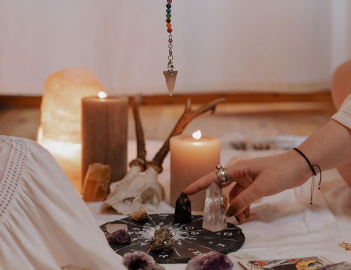 Intuitive Crystal Readings With Jenn